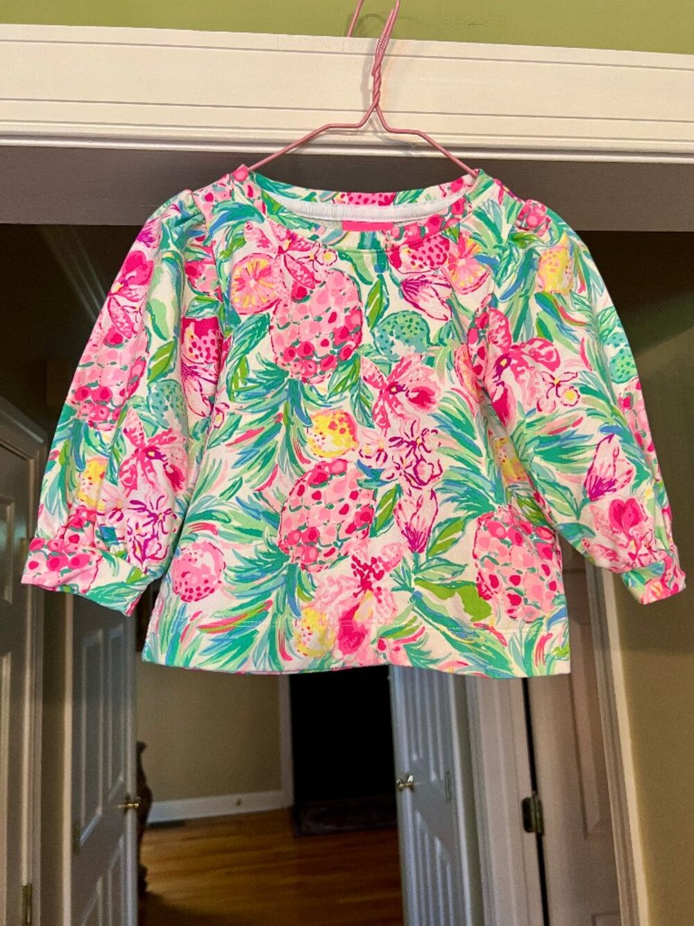 EUC Girl's Mini Corden Pineapple Print French Terry Sweatshirt Size SMALL S 4- 5